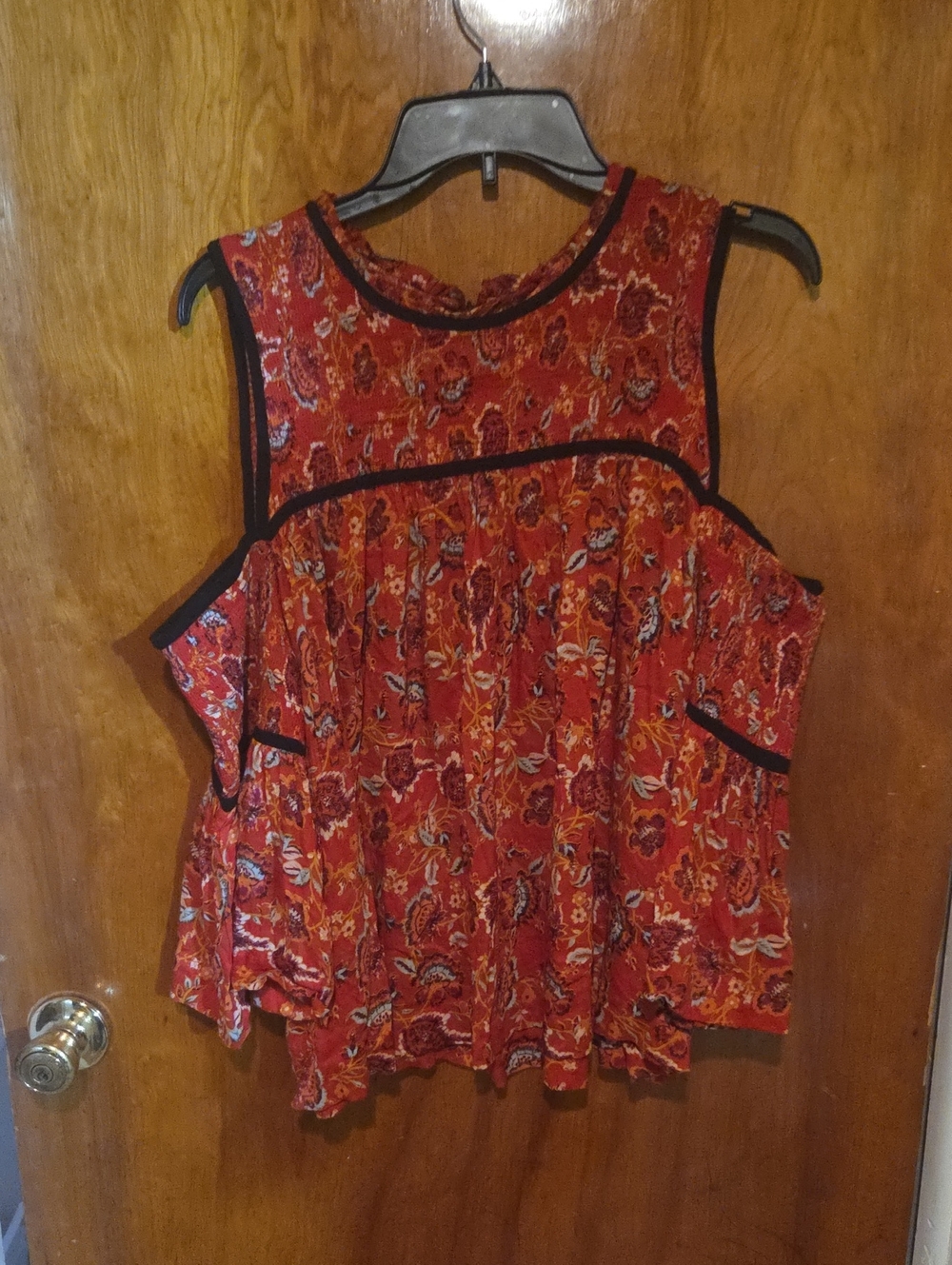 Red Floral Sleeveless Cold-Shoulder Top with Black Trim